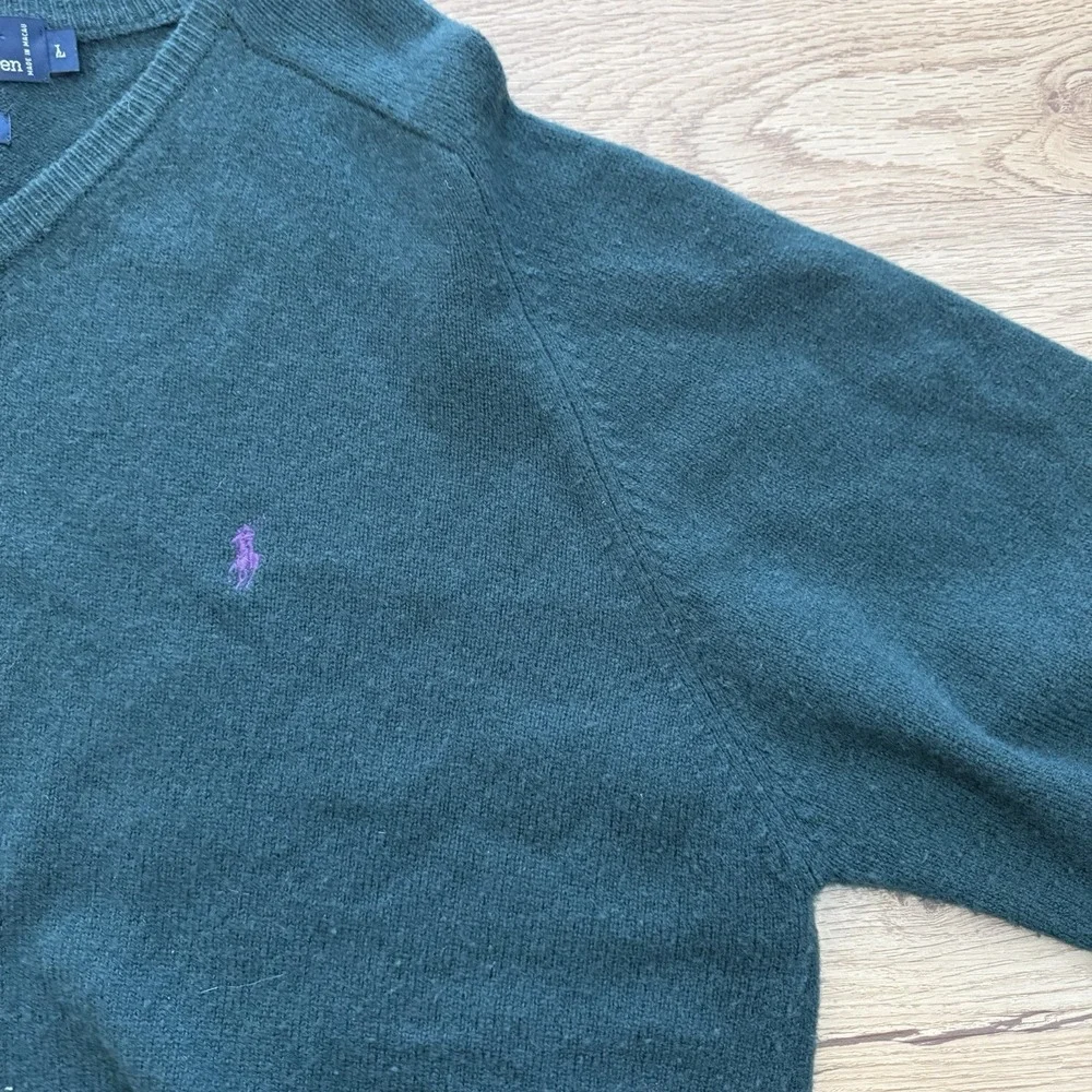 Men's Polo Ralph Lauren‎ V-Neck Lambswool Sweater - Size Large